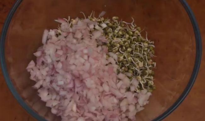 Healthy Sprouts Chaat Recipe